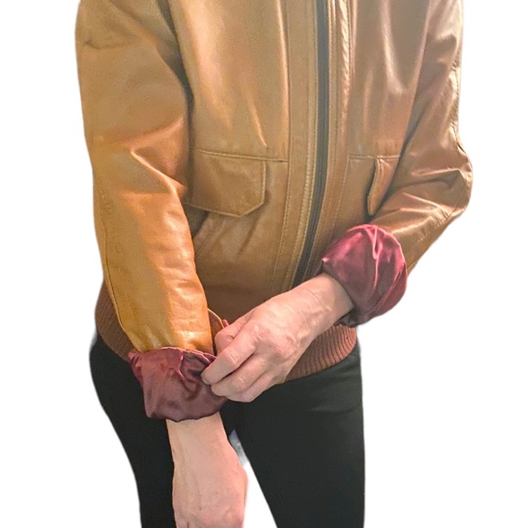 Vintage Leather bomber style jacket. EU38 - Picture 4 of 16